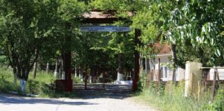 Comisarul șef al Gărzii de Mediu despre Centrul de carantină: “Din păcate, la această oră Tabăra de la Arbănași nu are autorizație de alimentare cu apă emisă de Apele Române”