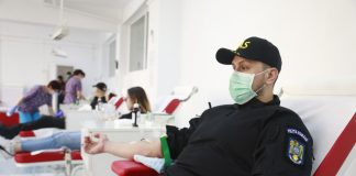 Gest nobil! Polițiștii buzoieni donează sânge! Centrul de Transfuzii, într-o criză fără precedent!