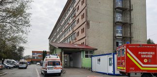 UPDATE! A murit! Bărbat înjunghiat, operat de urgență la Spitalul Județean!