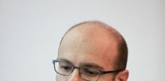 Reacție revoltă! Medicul buzoian Cosmin Ursăchescu: „Dacă nu s-ar interna degeaba asimptomatici… nu ar fi această problemă!”