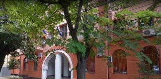 Adolescent în flăcări, la un centru de plasament din Buzău