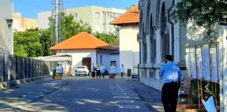 Masca, obligatorie în jurul școlilor buzoiene!