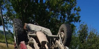 FOTO! S-au răsturant cu mașina! Patru răniți! Accident la Cislău