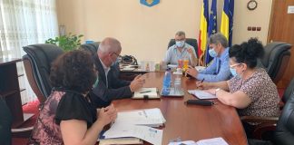 În ce condiții vor fi deschise școlile buzoiene? Ședință la Prefectură