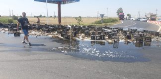 FOTO! Bere pe șosea, în rondul de la Hanul lui Țintă! Trafic îngreunat