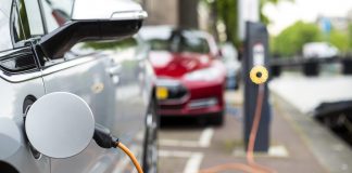 Consiliul Județean va cumpăra o mașină hibrid