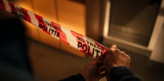 Șocant! Patron buzoian, găsit spânzurat în magazin