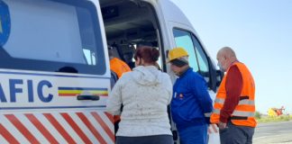 FOTO! Trafic blocat și la această oră! Ce spune șoferița care s-a răsturnat cu autocisterna!