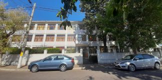 Încă o școală închisă de COVID, în județul Buzău! Sute de copii învață online