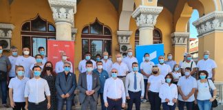 JENANT! Liderii Alianței USR-PLUS au început să se certe între ei, pe facebook!