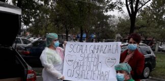 FOTO! Ce gest frumos! Elevii, părinții și profesorii de la Școala Smeeni, donație pentru pacienți și cadre medicale