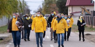 Liderii PNL Buzău, horă în jurul președintelui Ludovic Orban