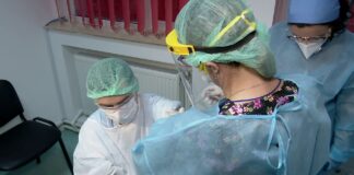 Câte cadre medicale buzoiene s-au vaccinat anti-COVID în prima zi a campaniei