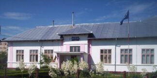 E scandal și la Școala Cislău! Noul director, contestat de profesori și părinți! Petiții, la Primărie și Inspectoratul Școlar