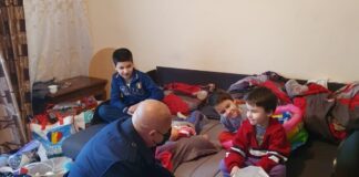 (FOTO) Președintele Neagu, în mijlocul familiilor nevoiașe, înainte de Paști. Ce mesaj transmite șeful CJ