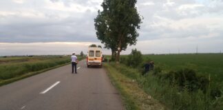 Ultimă oră! UPDATE! Biciclistul a murit! Accident grav, pe drumul spre Țintești. Un biciclist, lovit de mașină