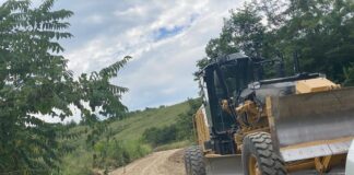 (FOTO) Șantier nou, deschis la Vernești. Iată lista drumurilor „atacate” în această vară!