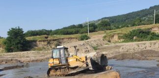 (FOTO) BECENI. La ce drum se mai lucrează