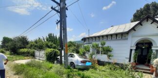 (FOTO) UPDATE! Femeie rănită! Accident cu trei mașini, pe DJ 203 K