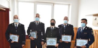 (FOTO) Pentru ce au fost premiați 6 polițiști buzoieni