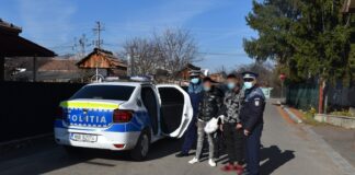(FOTO) Au fost arestați! Doi tineri, încătușați după o lună în care au furat pe bandă rulantă