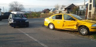 (FOTO) Bâtrână rănită în accident, la Potârnicheșți