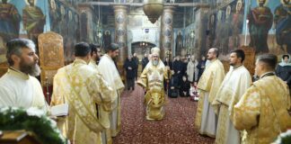 (FOTO) IPS Ciprian, slujbă oficiată la Mănăstirea Ciolanu, în duminica dinaintea Crăciunului