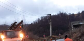 (FOTO) Pericolul continuă! Situația de pe DN 10 de la Siriu, sub monitorizare