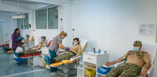 (Galerie FOTO) AZI. Ce militari buzoieni au donat sânge