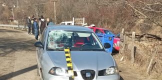 (UPDATE/FOTO) Victima a decedat! ULTIMĂ ORĂ! Pieton accidentat de o mașină, la Chiojdu