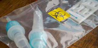 BUZĂU. Școlile rămân deschise. Au sosit noi teste COVID pentru elevi