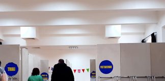 DECIZIE. Se-nchid pe capete! În ce centre te mai poți vaccina începând de luni