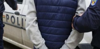 Bărbat urmărit internațional, găsit acasă de polițiștii buzoieni