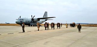 (FOTO) A fost repatriat. Lacrimi și durere, la Baza Aeriană Boboc