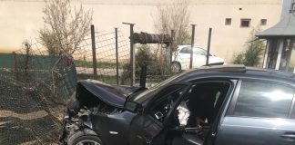 (FOTO) Impact frontal. Doi tineri, răniți într-un accident la Plevna