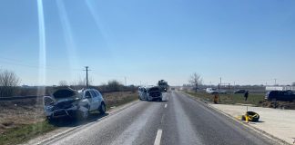 (FOTO/UPDATE) Accident pe DN 10. Trei mașini implicate, mai mulți răniți