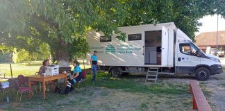 (FOTO) Consultații gratuite pentru buzoienii din 16 comune. Caravană mobilă pentru depistarea TBC