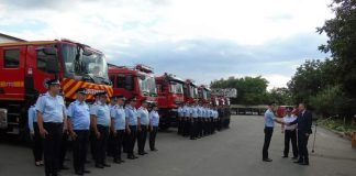 (FOTO) Zeci de pompieri buzoieni, avansați în grad