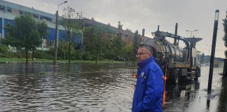 (FOTO) De ce a ieșit prefectul în Zona Industrială. Și subsolul Casei Albe a fost inundat