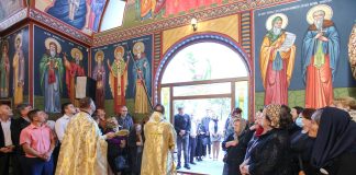 (FOTO) ÎPS Ciprian a slujit la Focșani. Cu ce ocazie