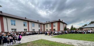 (FOTO) Primul clopoțel la Pătârlagele. Mesajul primarului