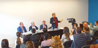 (FOTO) Care sunt cele mai bune reviste școlare buzoiene. Premiile, înmânate de Biblioteca Județeană