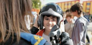 (Galerie FOTO) Armata, în mijlocul elevilor de la Școala Gimnazială nr. 1 Buzău