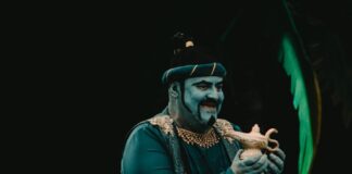 (VIDEO/FOTO) „Lampa lui Aladdin”, un spectacol savuros. Premiera, încă un succes la Teatrul „George Ciprian”!