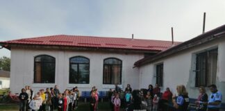 (FOTO) Vizită surpriză la Școala Robeasca