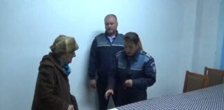 A tâlhărit o bătrână, ca să joace la pariuri. Bărbatul, în arest