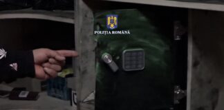 În arest, după ce au spart un seif. Pagubă de 114.000 de euro