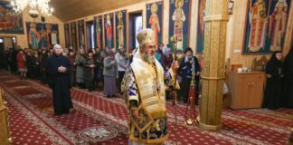 (Galerie FOTO) ÎPS Ciprian a oficiat slujba la Mănăstirea Podul Bulgarului. Cu ce ocazie