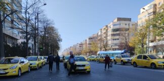 (FOTO) Protestul taximetriștilor. Ce au obținut de la Primărie