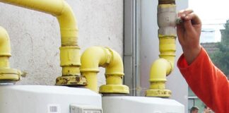 S-a racordat ilegal și a ajuns în arest! Bărbatul a folosit o instalație artizanală